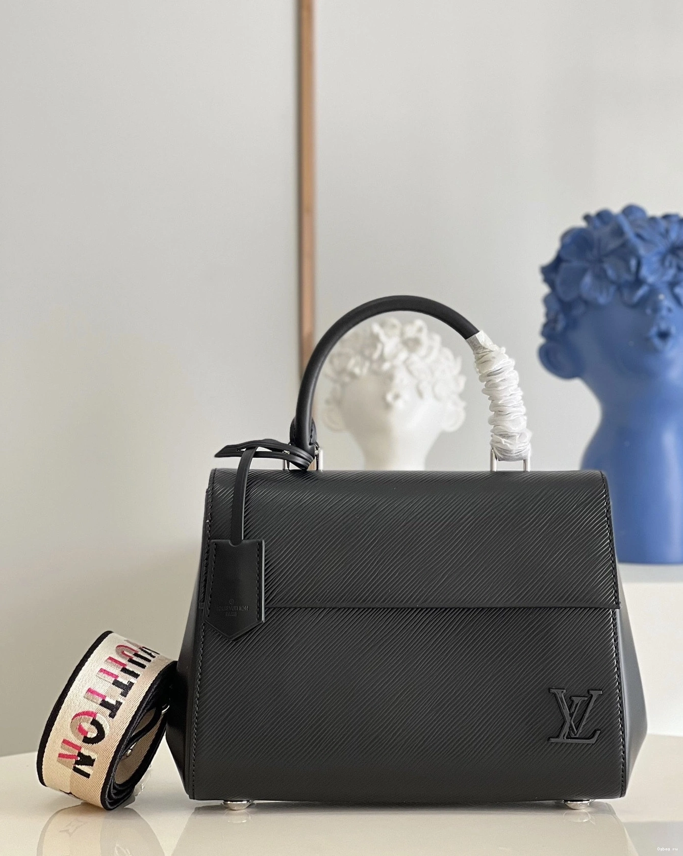CLUNY LOUIS VUITTON BB 0809